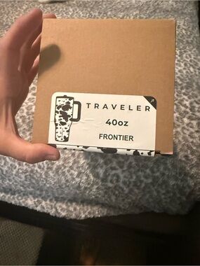 HydroJug Traveler 40oz Frontier